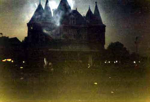 haunted_house_lg.jpg